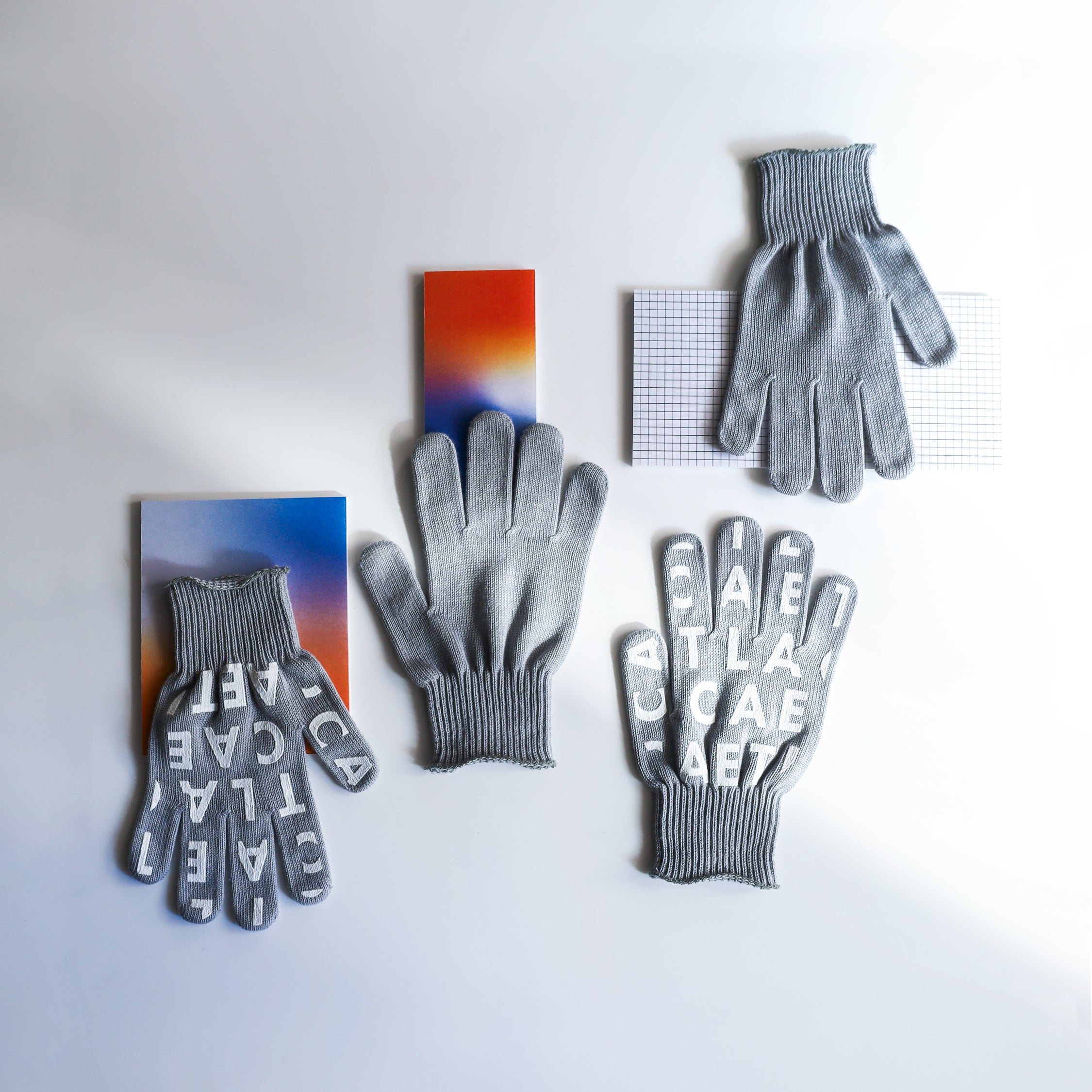 GLOVE(Gray) – Caetla online Store