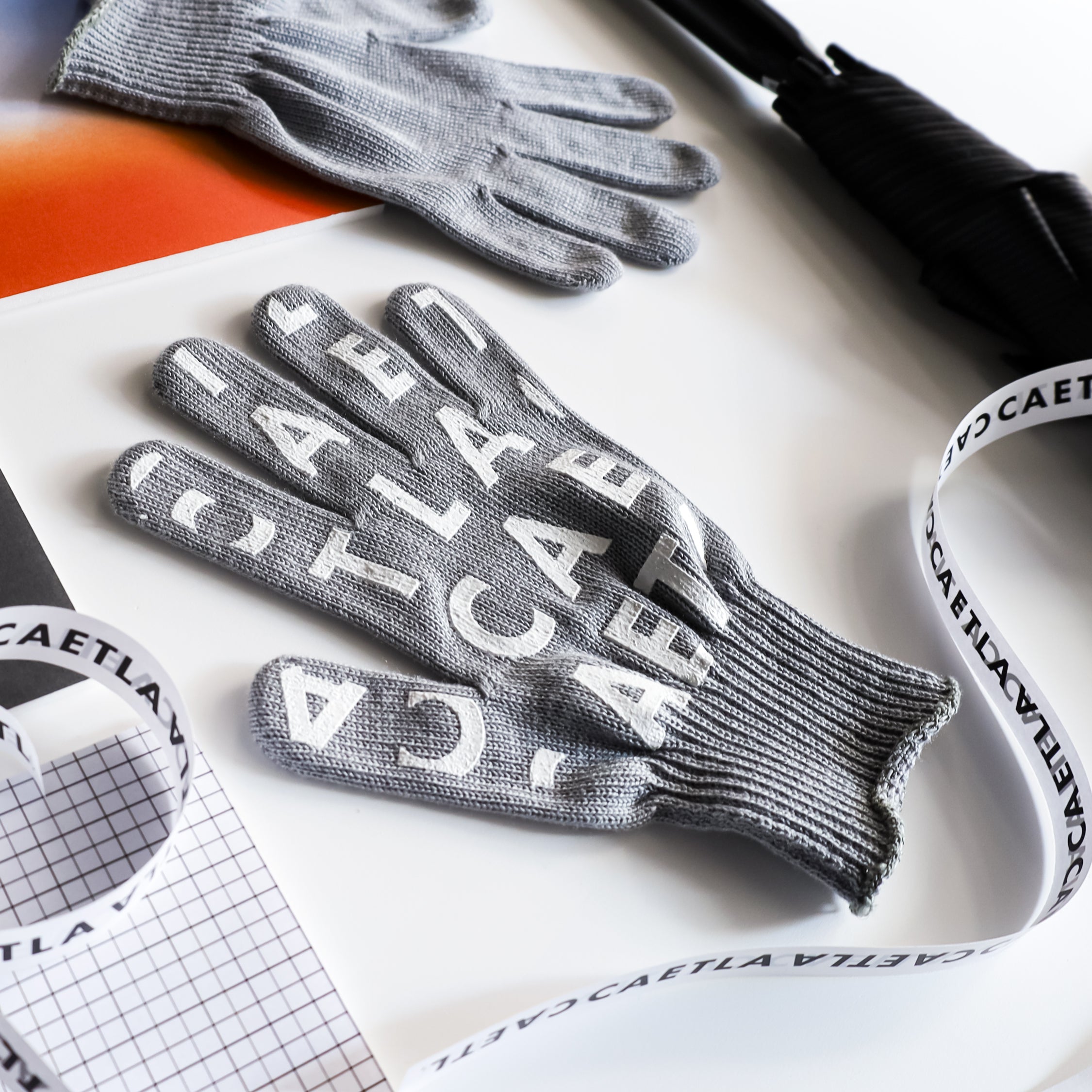 GLOVE(Gray) – Caetla online Store